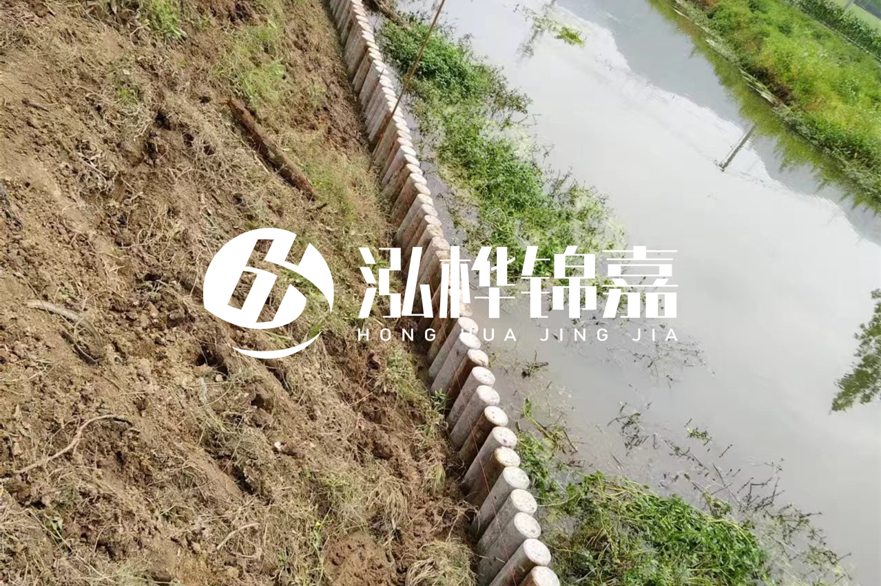 仿木樁施工前注意事項(xiàng)-水泥樁打樁機(jī)是怎么打樁的？