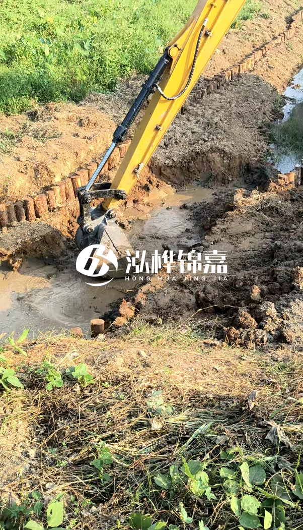 新鄉(xiāng)河道清淤專業(yè)施工-河道清淤價格是按什么標(biāo)準(zhǔn)來計算的？