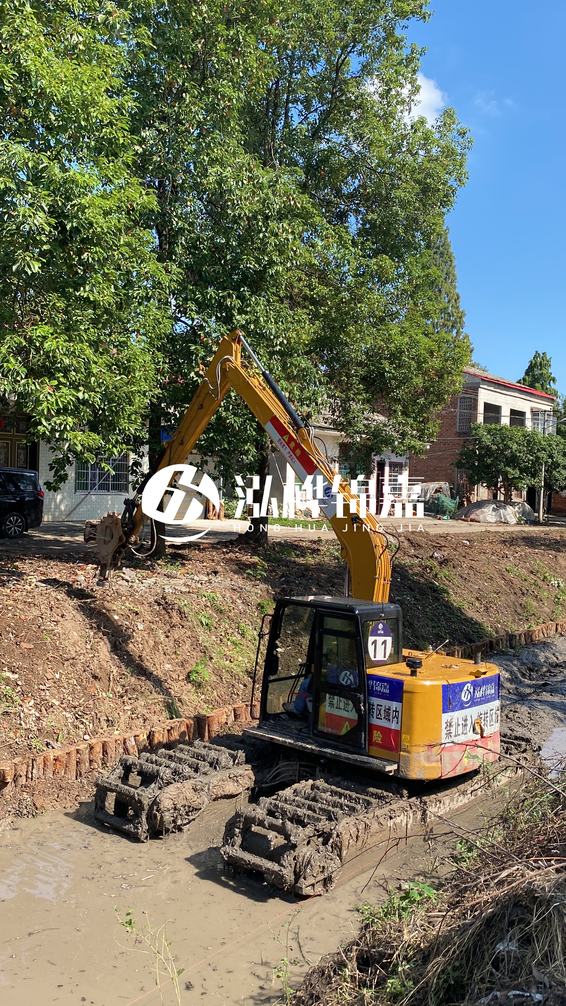 挖機壓松木樁可行嗎？真相在這里？