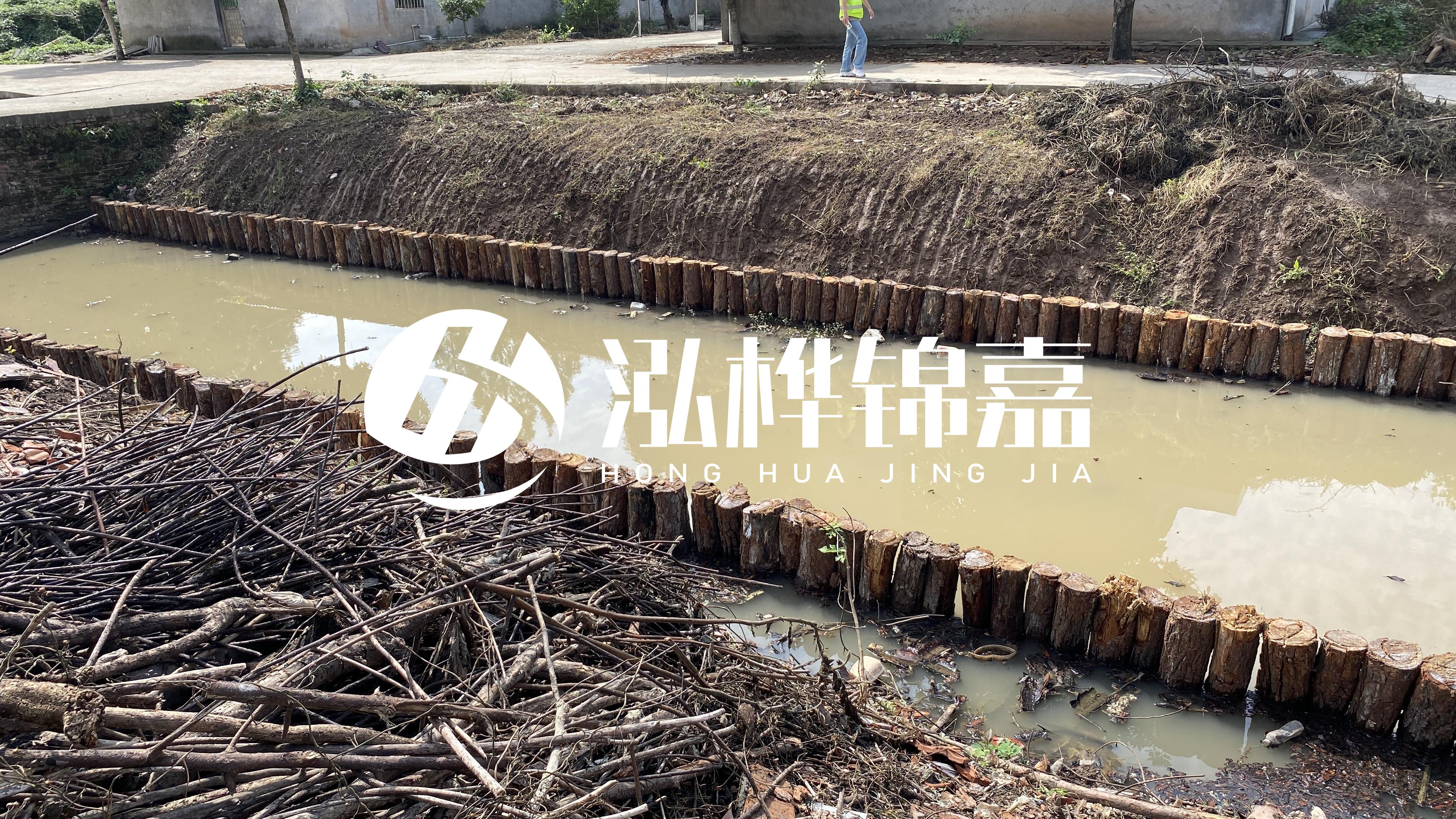 打樁木樁的間距和排列方式有何講究？不懂這些細節(jié)，工程質(zhì)量堪憂！