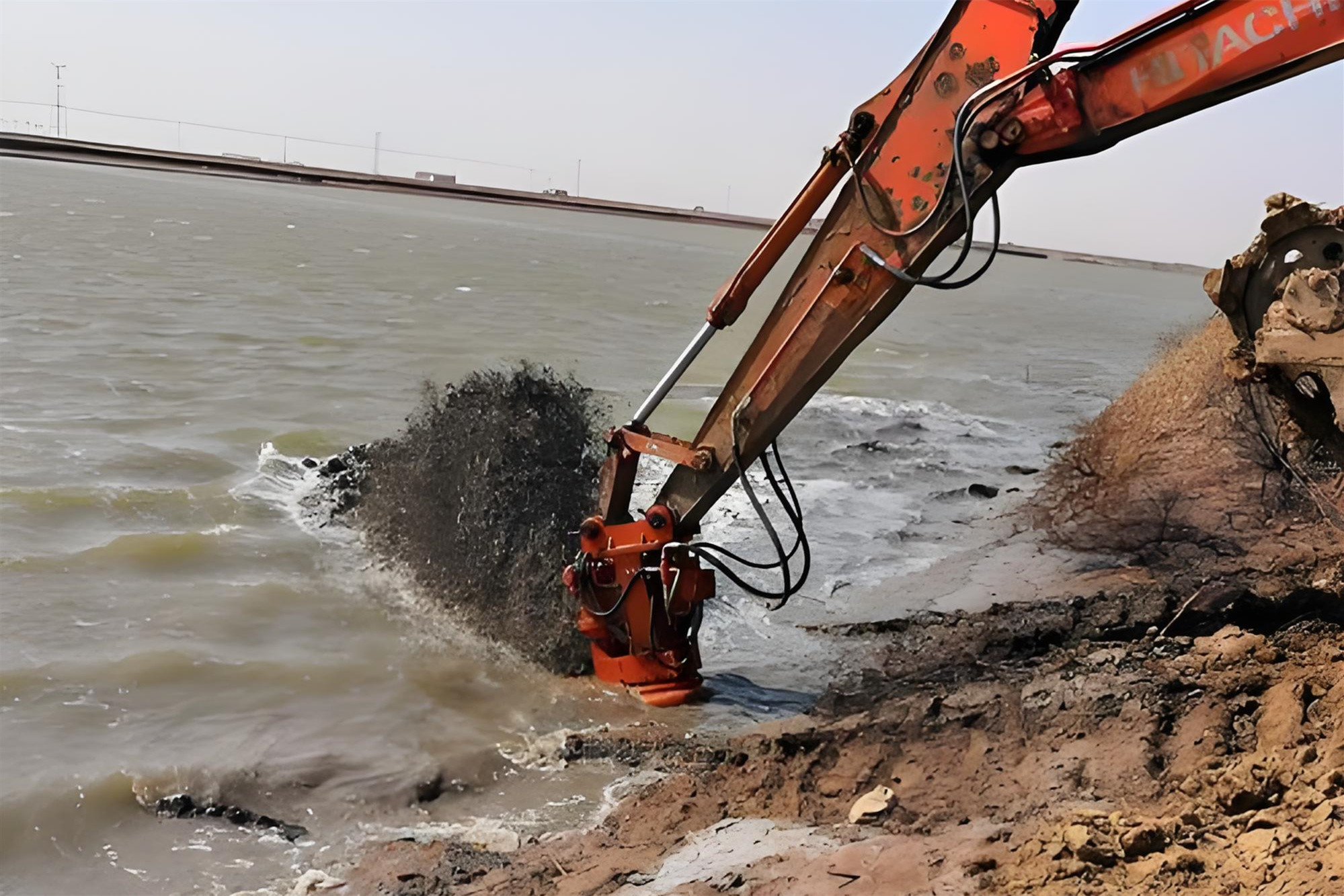 廣西貴港挖機(jī)清淤施工隊(duì) - 挖機(jī)清淤每立方成本怎么計(jì)算？