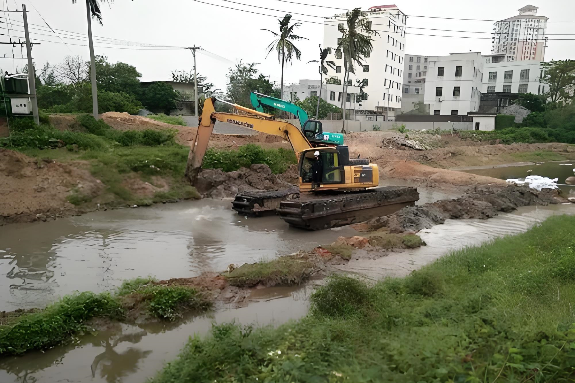 河南信陽挖機(jī)清淤施工隊(duì)-挖機(jī)加長臂清淤適合多大深度的區(qū)域？