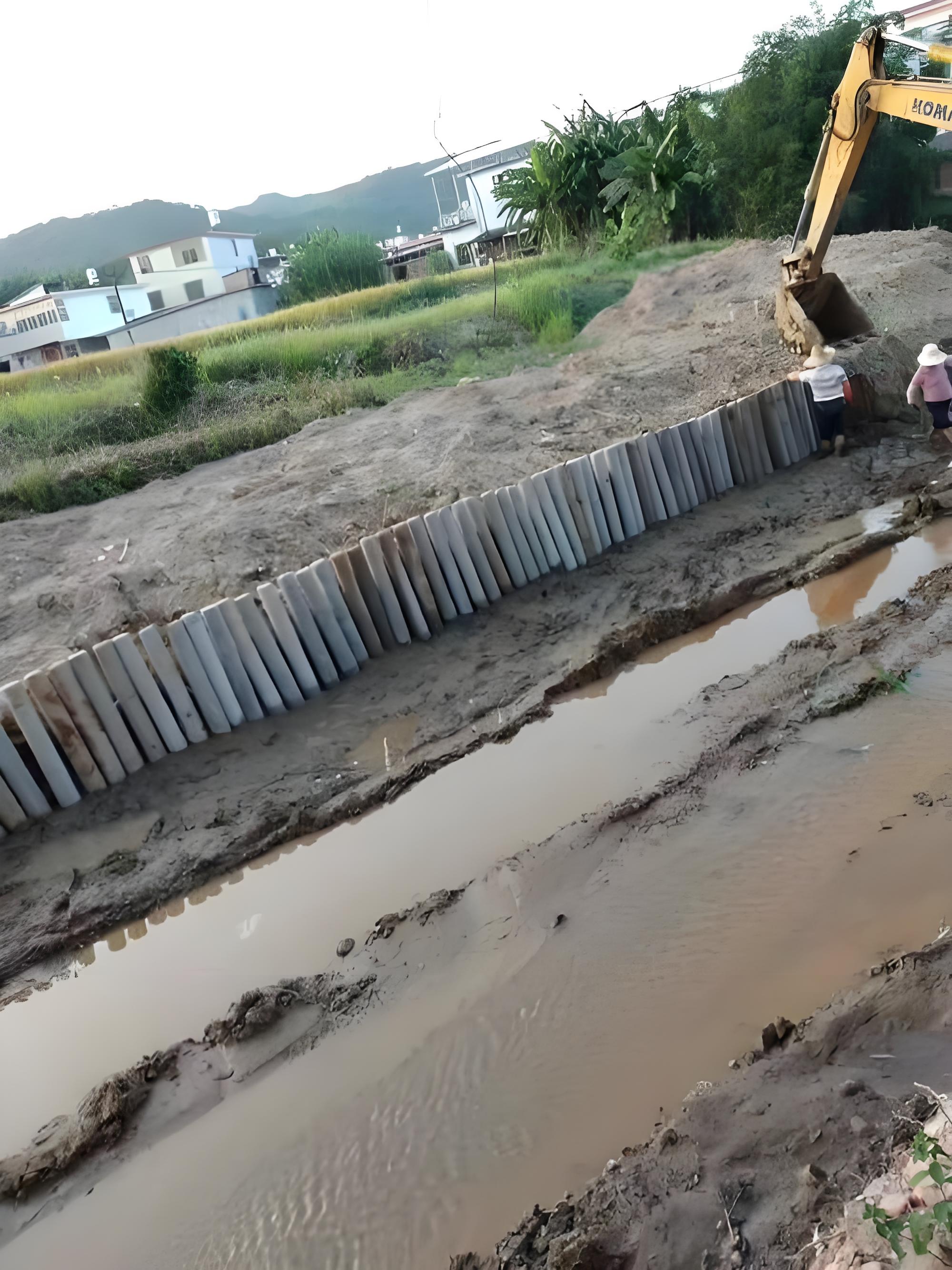 水泥樁廠家泓樺錦嘉-水泥樁在淤泥質(zhì)河床如何防沉降？