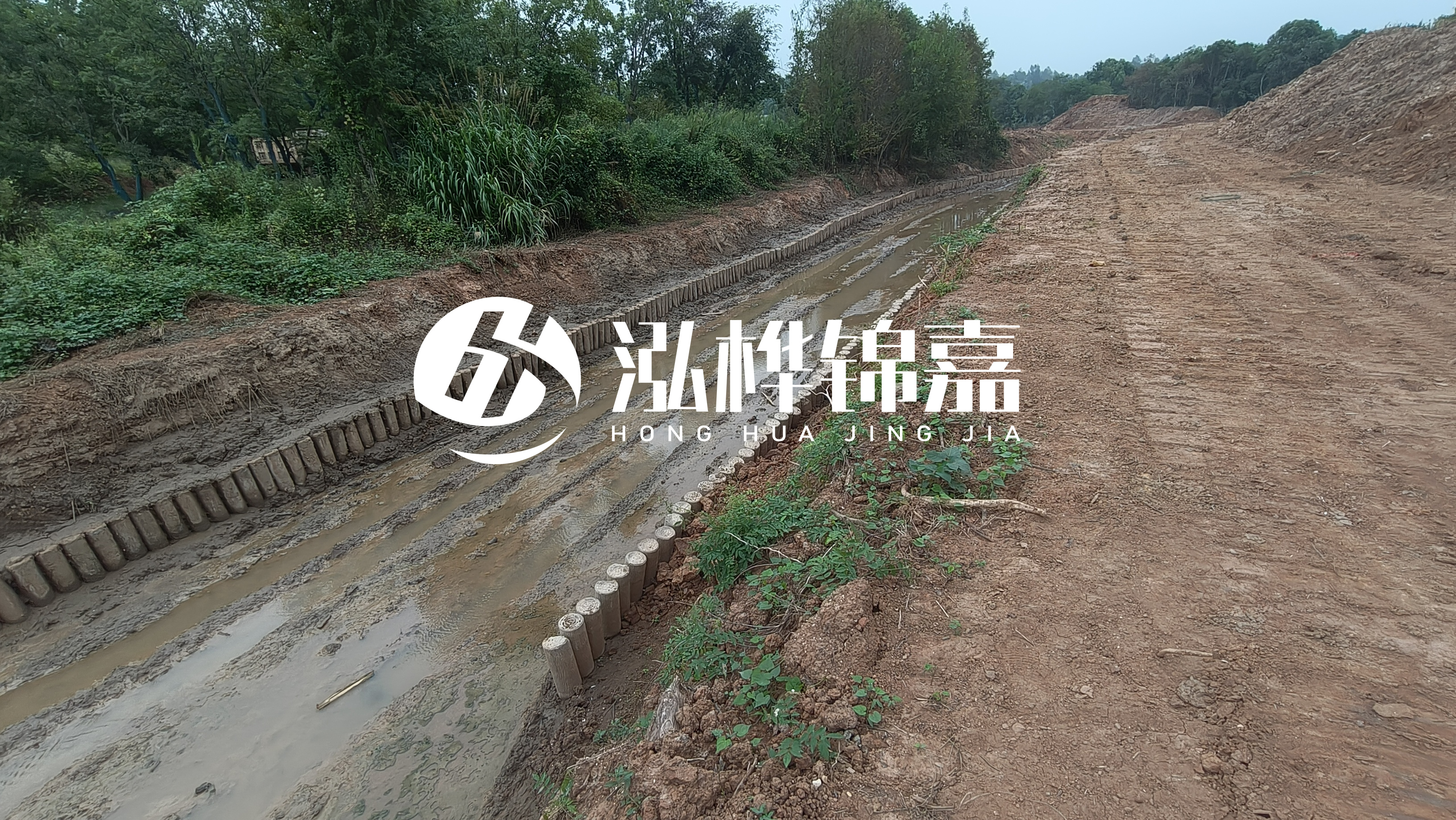 水泥仿木樁施工隊(duì)泓樺錦嘉 - 河道仿木樁的高度需要超出水位多少？