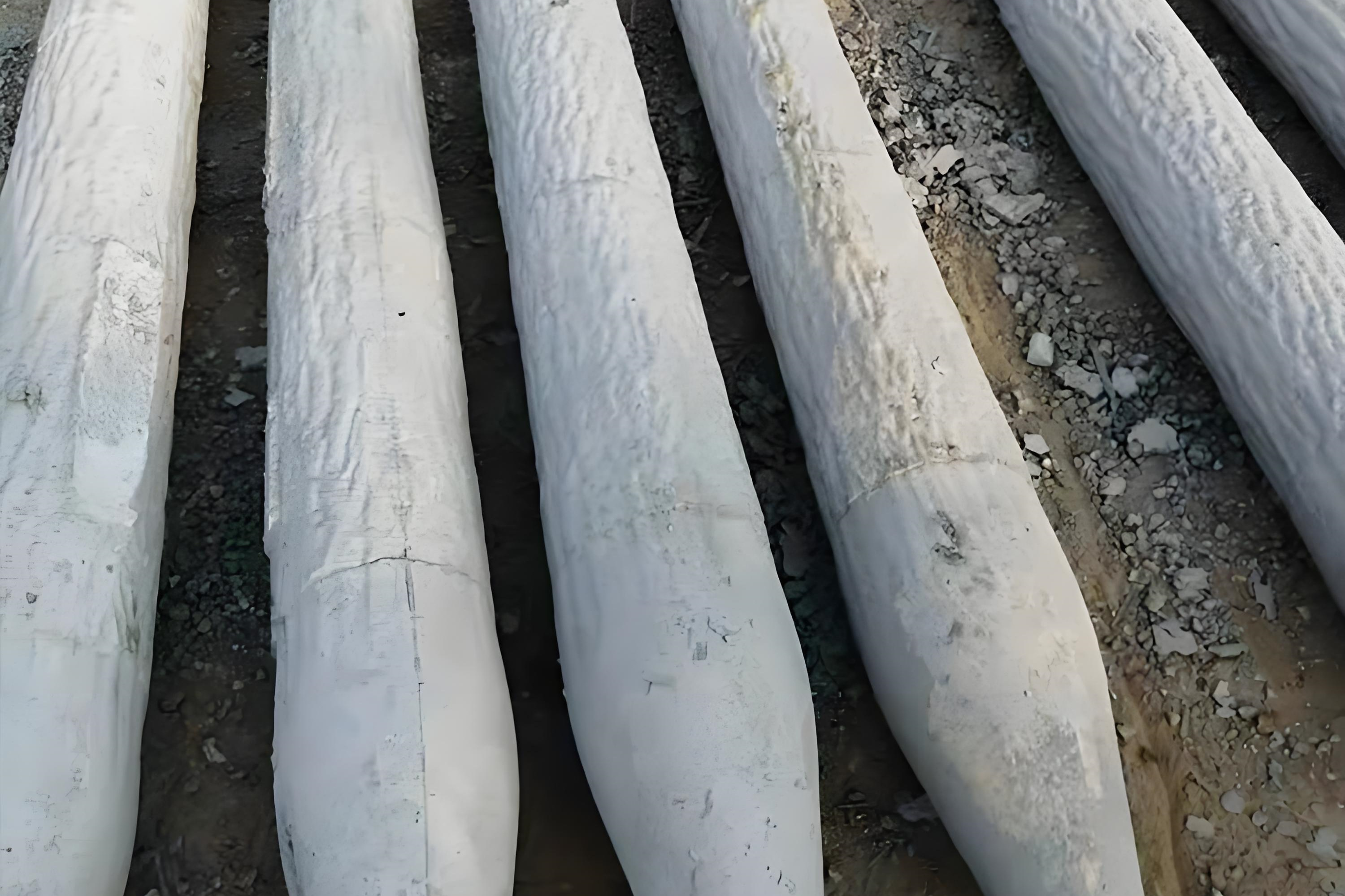 水泥仿木樁施工隊泓樺錦嘉-水泥圓樁相比方樁有哪些施工優(yōu)勢？